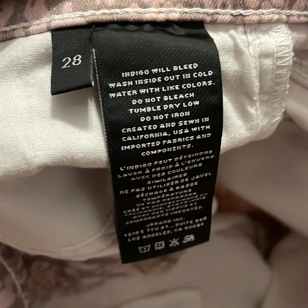 J Brand Alana‎ High Rise Crop Skinny Jeans in Adder